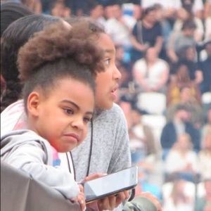 Meet your Posher, Sam